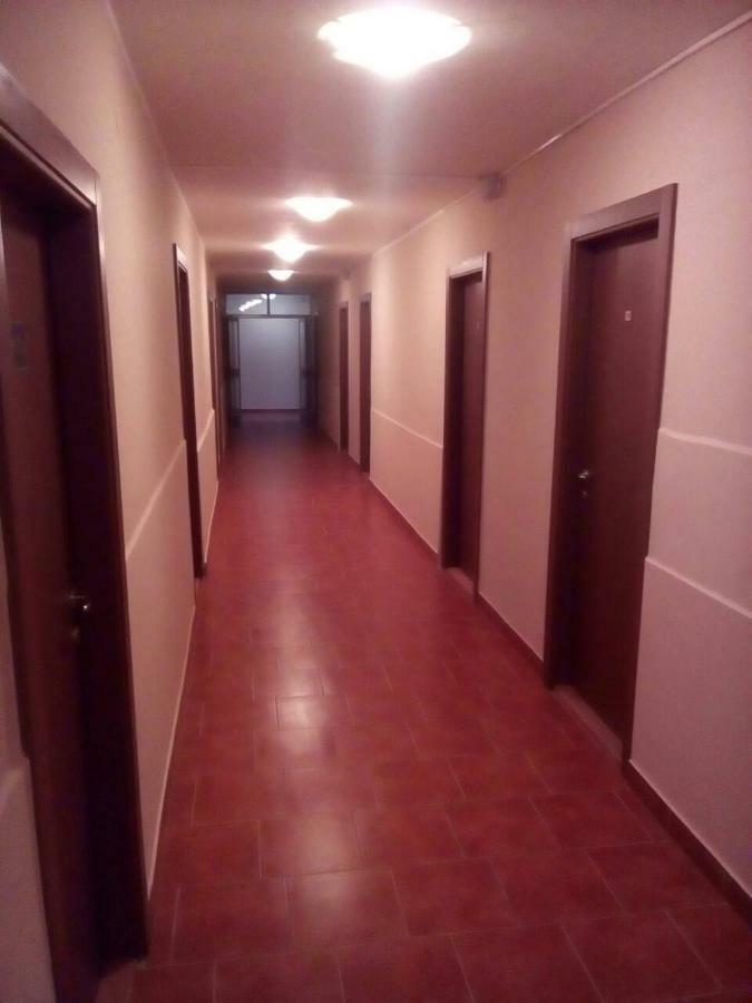 Restoran Sa Prenocistem Zitiste Hotel Exterior foto
